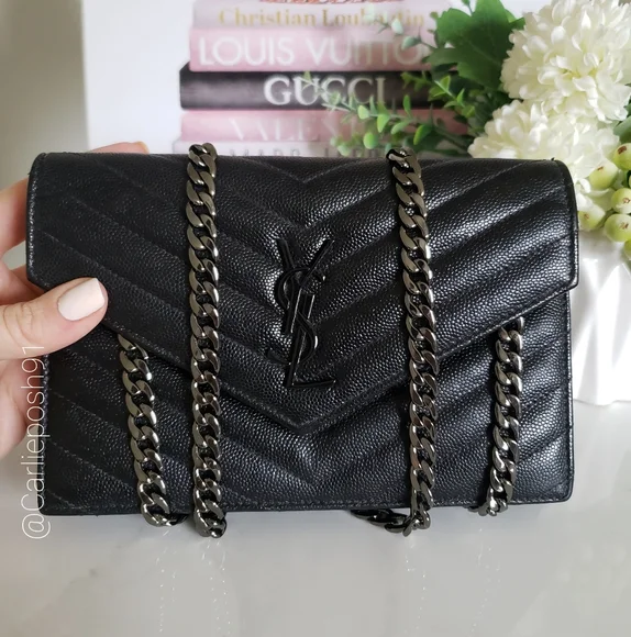 **SOLD** Authentic Pre-owned Yves Saint Laurent Envelope Cassandre - Picture 6 of 16